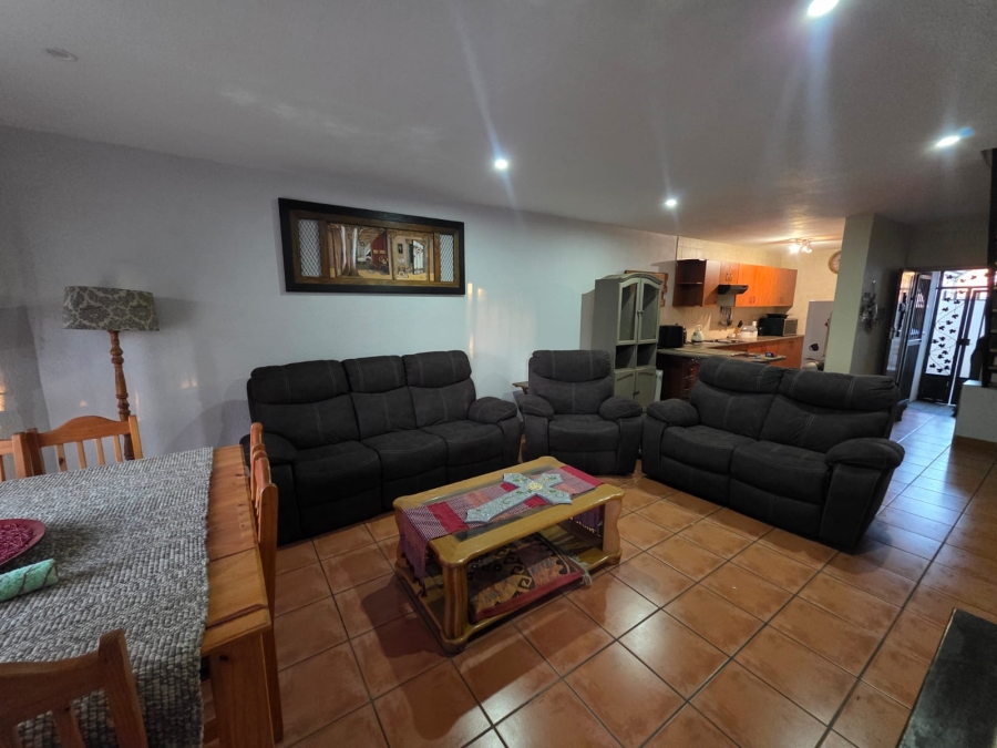 3 Bedroom Property for Sale in Vaalpark Free State